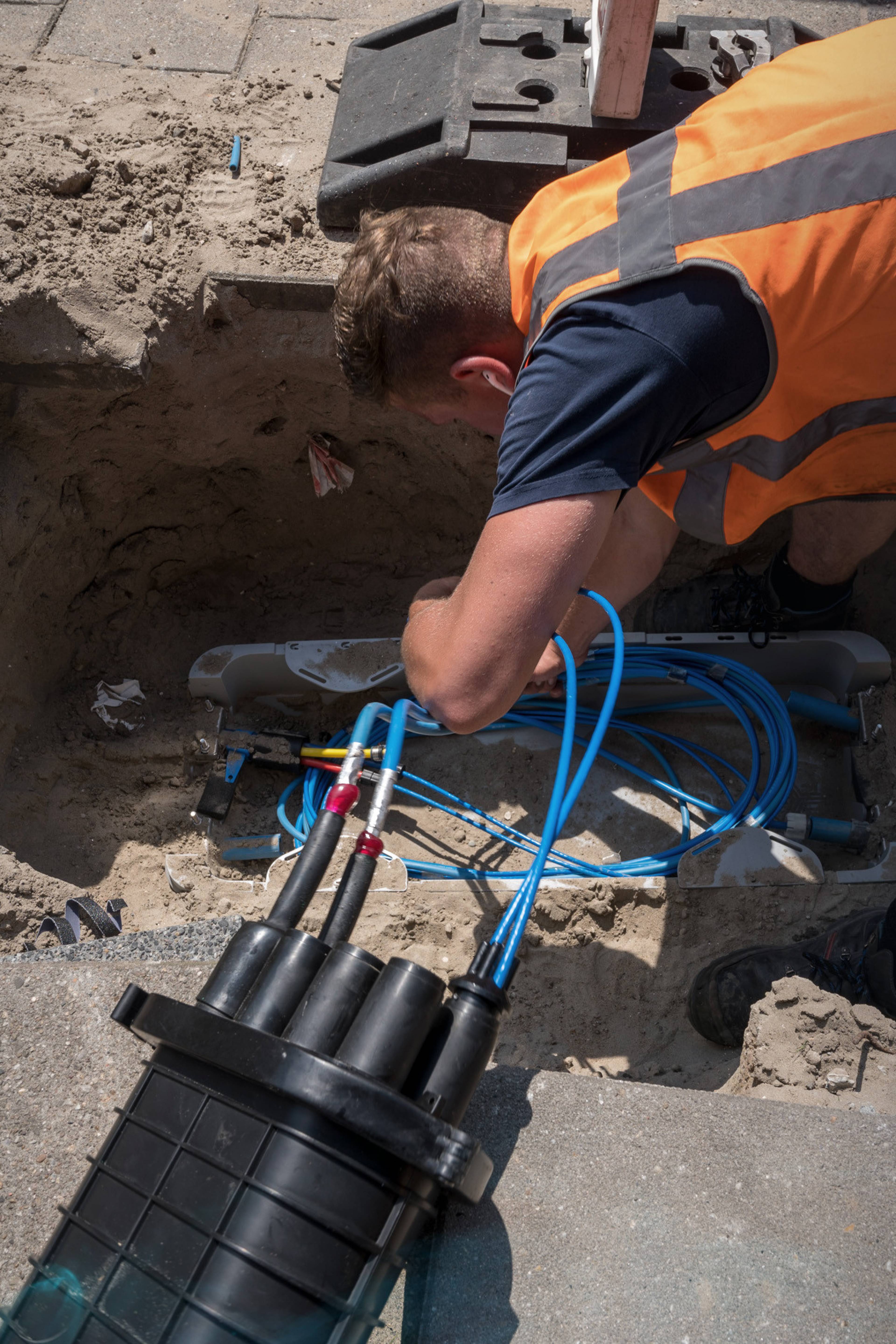 111-monteur-data-telecom-2